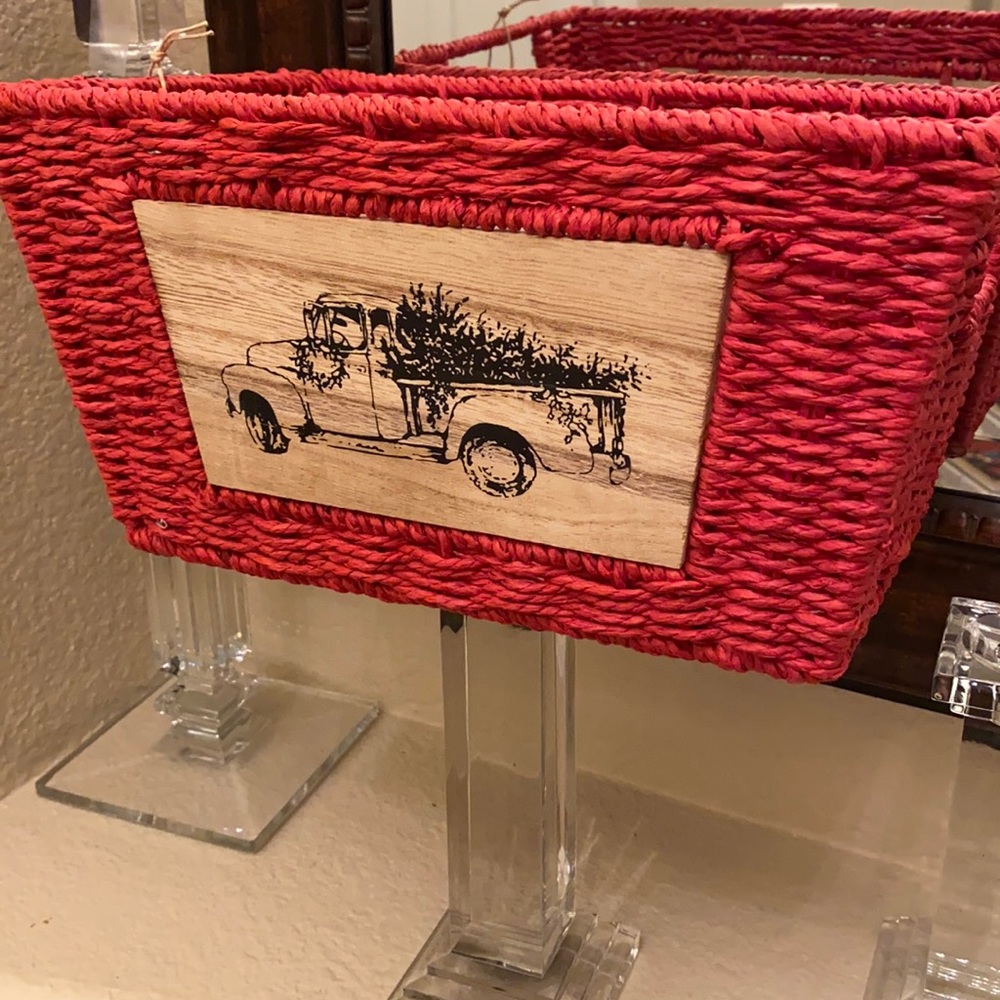 NWT Madison Taylor Holiday woven red basket 11” x 7” x 6”